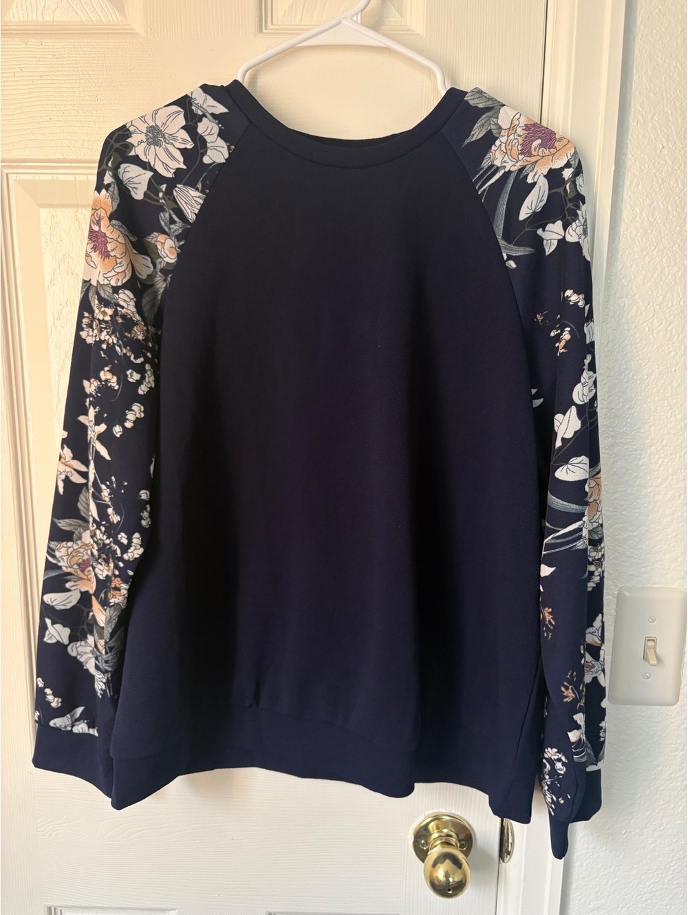 SHEIN Navy Blue Floral Sleeve Sweatshirt